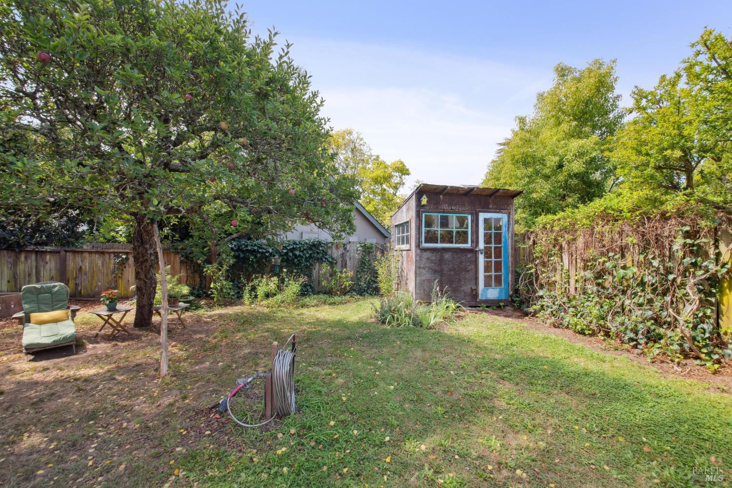 Detail Gallery Image 41 of 46 For 154 Elm Ave, Mill Valley,  CA 94941 - 2 Beds | 2 Baths