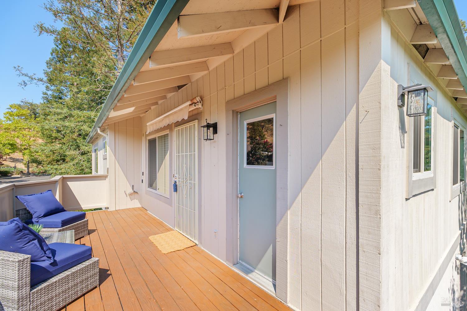 Detail Gallery Image 19 of 23 For 323 Silvio Ln, Novato,  CA 94947 - 2 Beds | 1 Baths