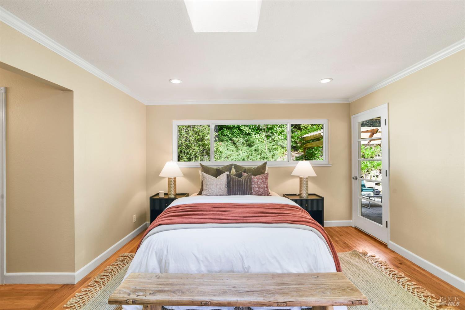 Detail Gallery Image 34 of 88 For 2594 Las Gallinas Ave, San Rafael,  CA 94903 - 3 Beds | 2 Baths