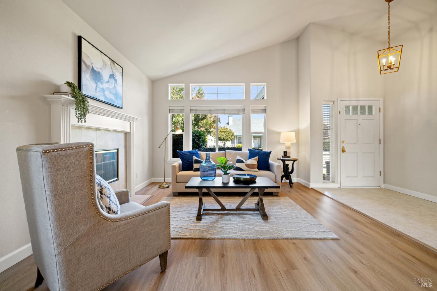 Detail Gallery Image 9 of 56 For 4316 Fistor Dr, Santa Rosa,  CA 95409 - 3 Beds | 2 Baths