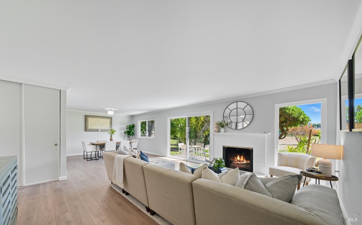 Detail Gallery Image 10 of 47 For 100 Temelec Cir, Sonoma,  CA 95476 - 2 Beds | 2 Baths