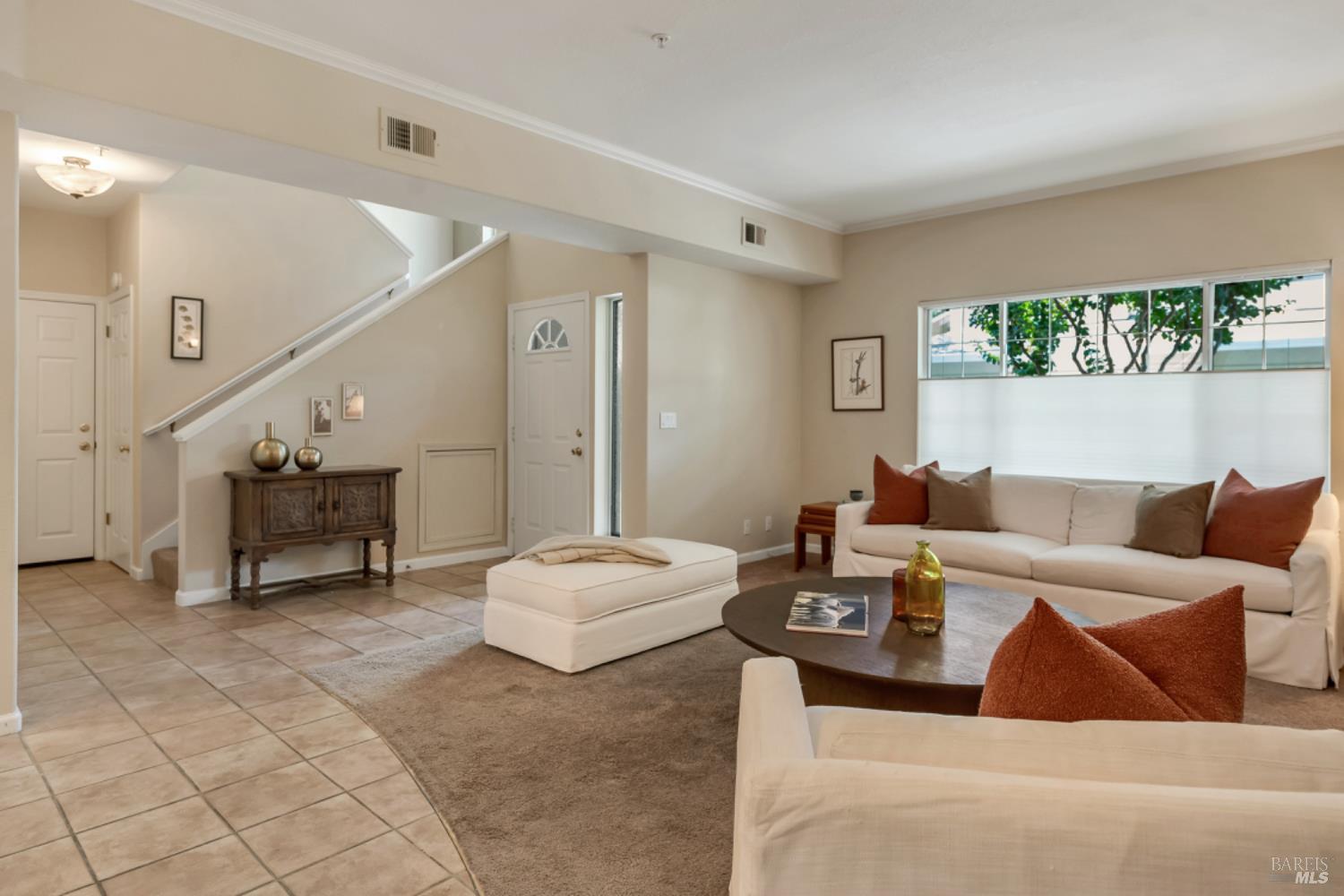 Detail Gallery Image 14 of 36 For 935 W Spain St #L,  Sonoma,  CA 95476 - 3 Beds | 2/1 Baths