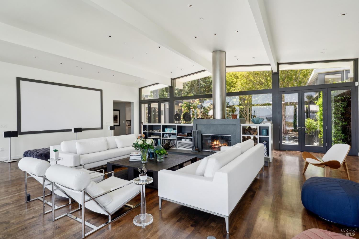 Detail Gallery Image 13 of 51 For 40 Norman Way, Belvedere Tiburon,  CA 94920 - 5 Beds | 4 Baths