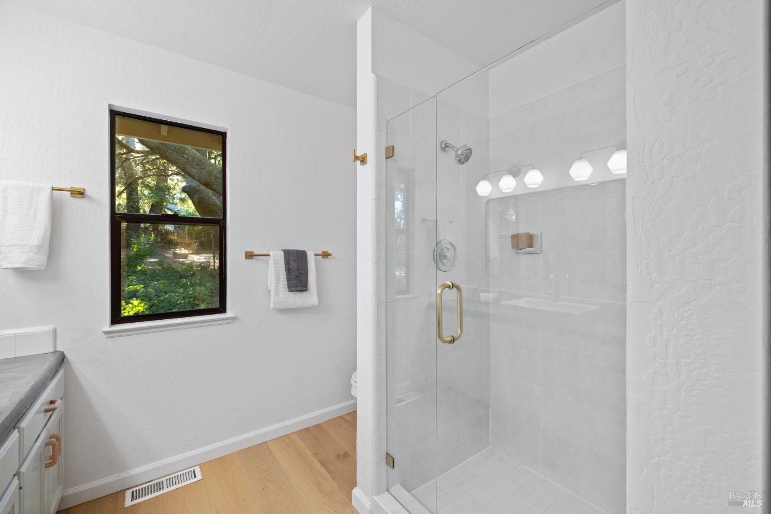 Detail Gallery Image 37 of 59 For 5925 Fredricks Rd, Sebastopol,  CA 95472 - 3 Beds | 2 Baths