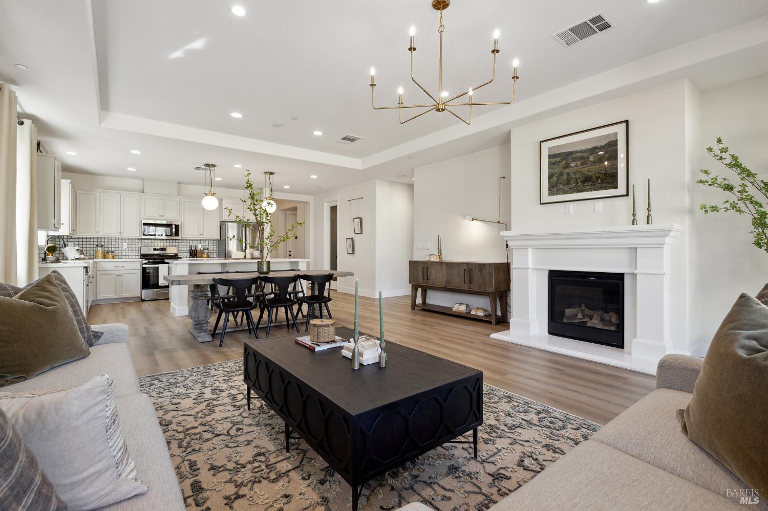 Detail Gallery Image 6 of 34 For 1532 Millennium Way, Fairfield,  CA 94533 - 3 Beds | 2/1 Baths
