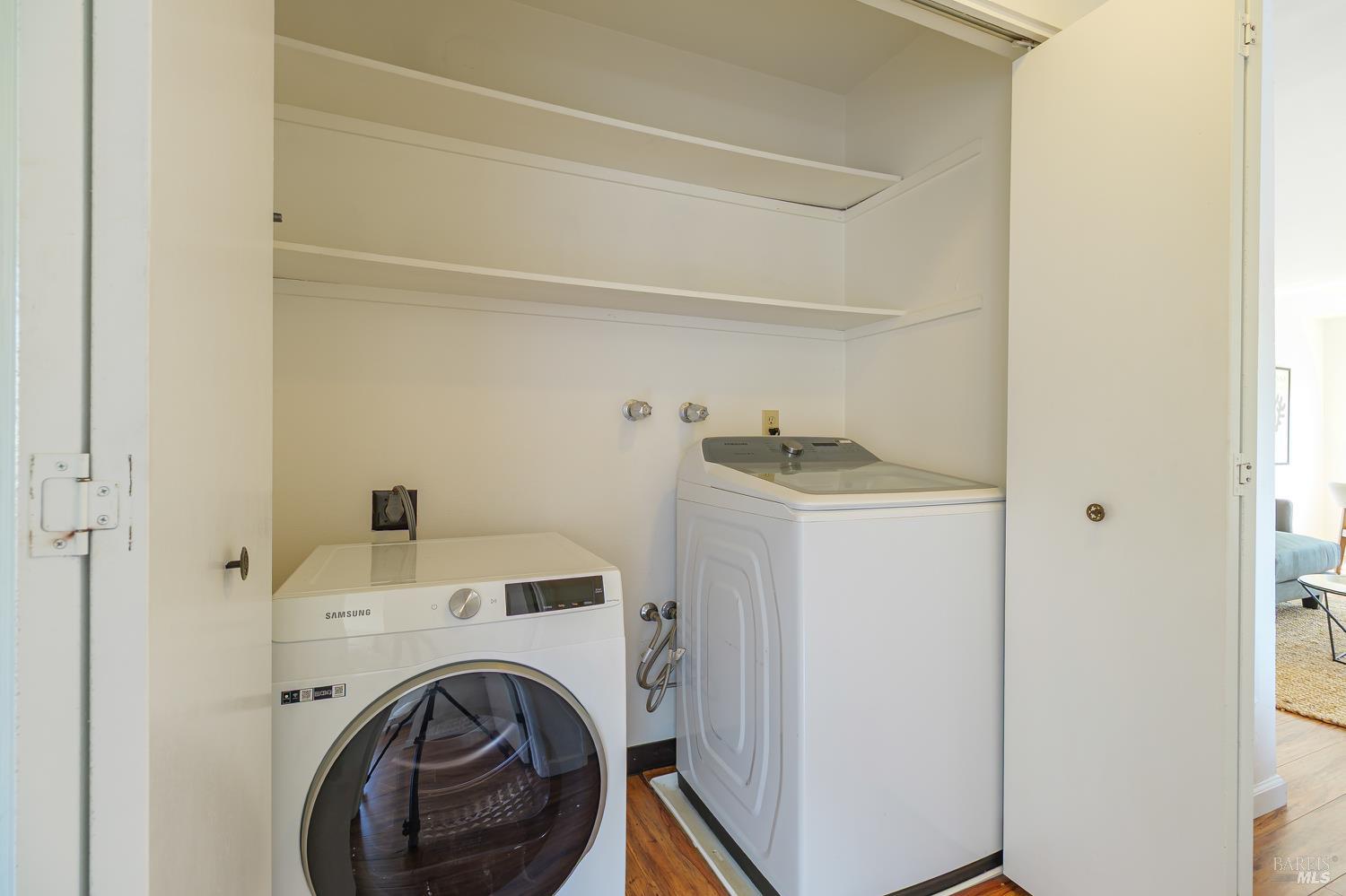 Detail Gallery Image 17 of 23 For 323 Silvio Ln, Novato,  CA 94947 - 2 Beds | 1 Baths