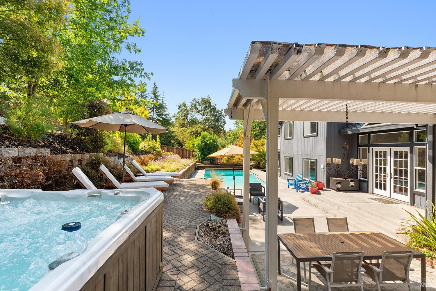 Detail Gallery Image 40 of 60 For 3991 Haven Ct, Sebastopol,  CA 95472 - 4 Beds | 2/1 Baths