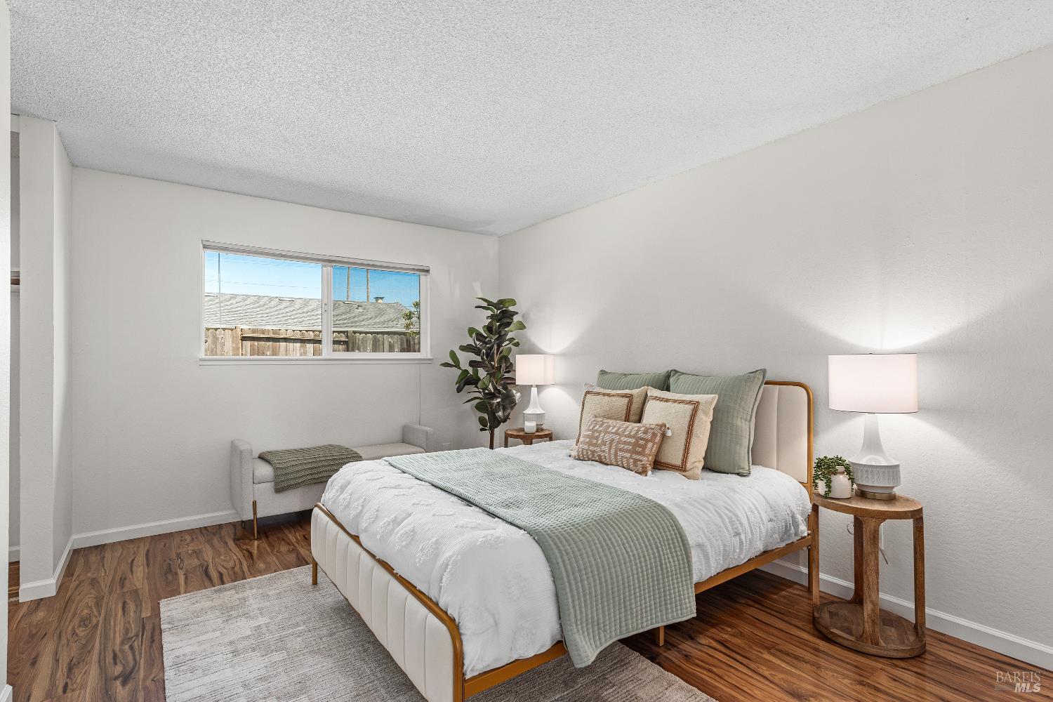 Detail Gallery Image 19 of 33 For 746 Bernadette Ave, Rohnert Park,  CA 94928 - 4 Beds | 2 Baths