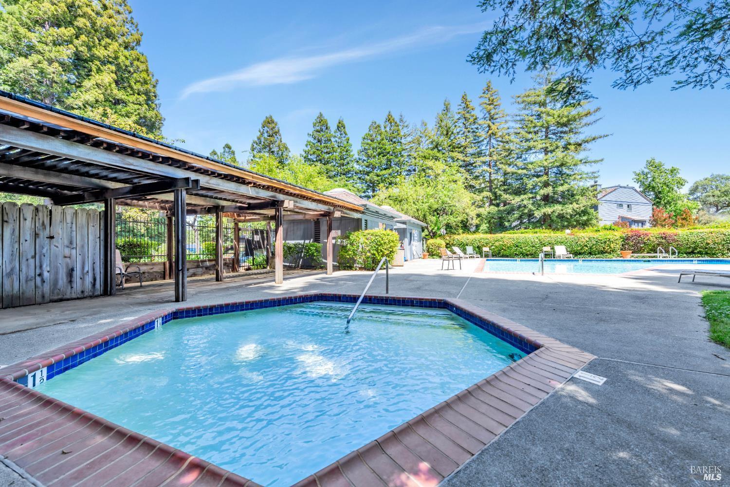 Detail Gallery Image 46 of 48 For 114 Aronia Ln, Novato,  CA 94945 - 3 Beds | 2/1 Baths