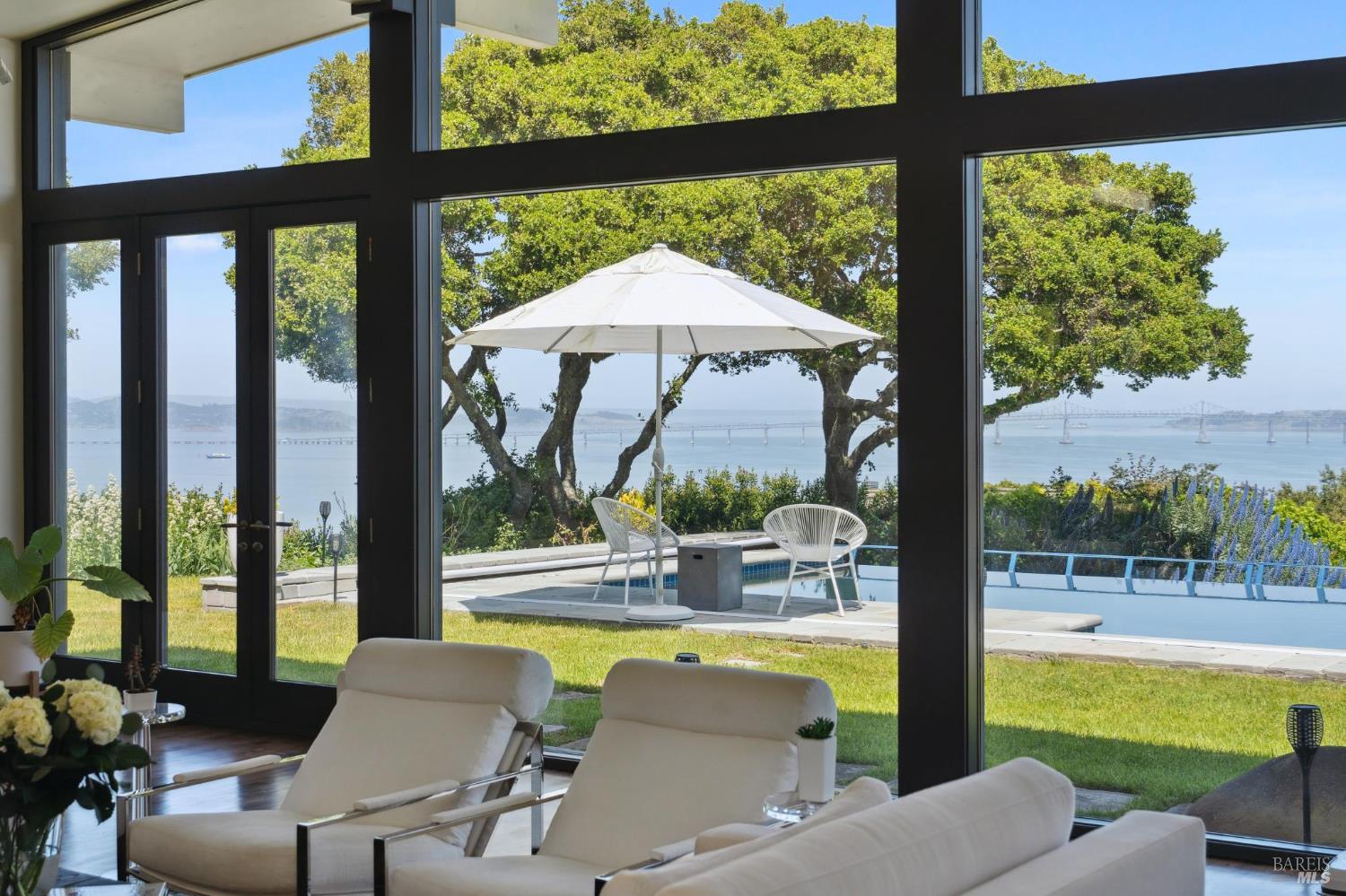Detail Gallery Image 14 of 51 For 40 Norman Way, Belvedere Tiburon,  CA 94920 - 5 Beds | 4 Baths