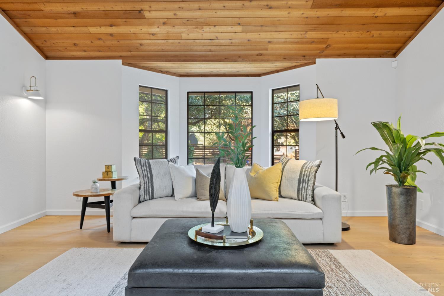 Detail Gallery Image 15 of 59 For 5925 Fredricks Rd, Sebastopol,  CA 95472 - 3 Beds | 2 Baths