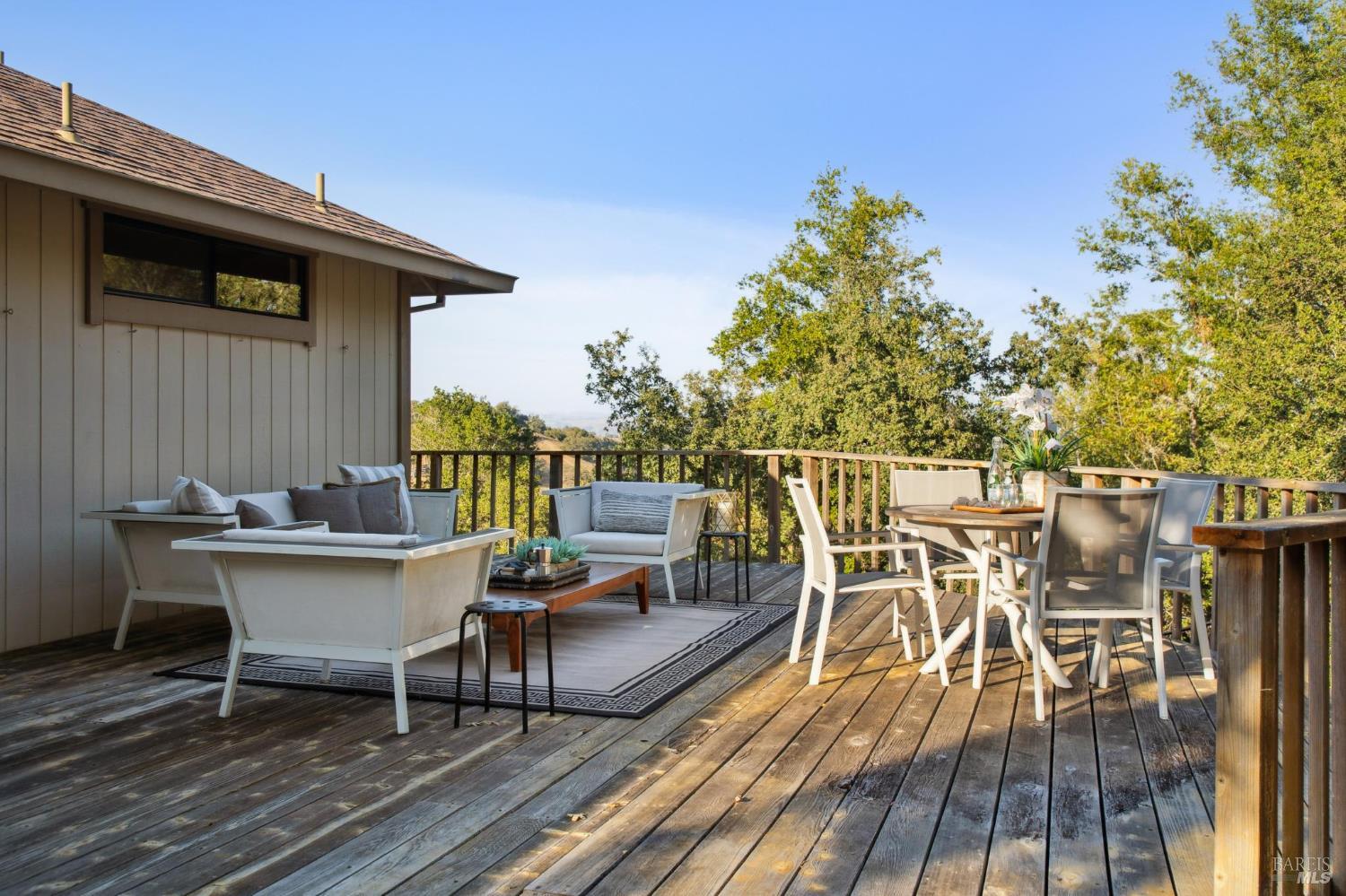 Detail Gallery Image 18 of 63 For 500 Canyon Rd, Novato,  CA 94947 - 4 Beds | 2 Baths