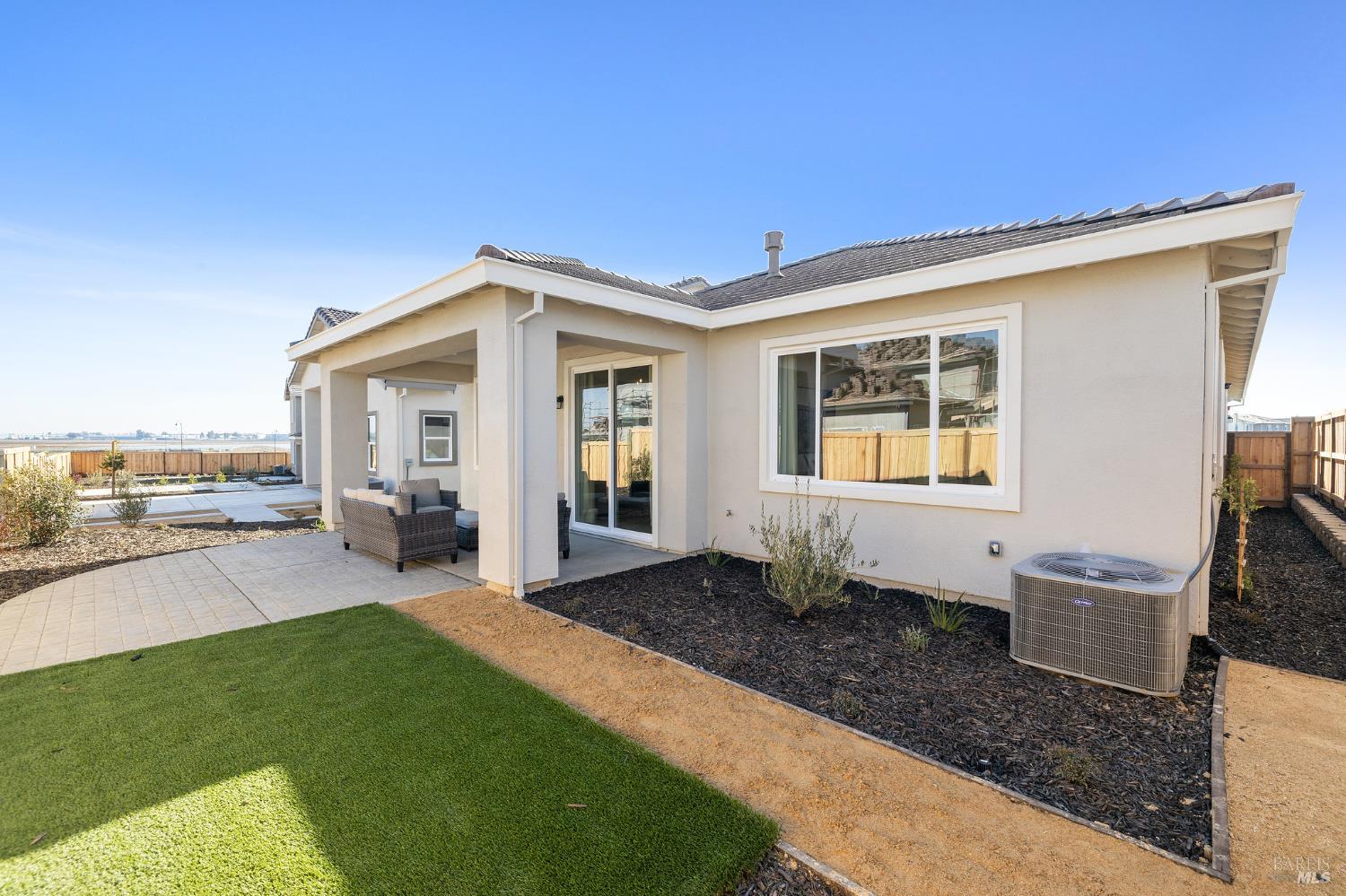 Detail Gallery Image 34 of 34 For 1532 Millennium Way, Fairfield,  CA 94533 - 3 Beds | 2/1 Baths