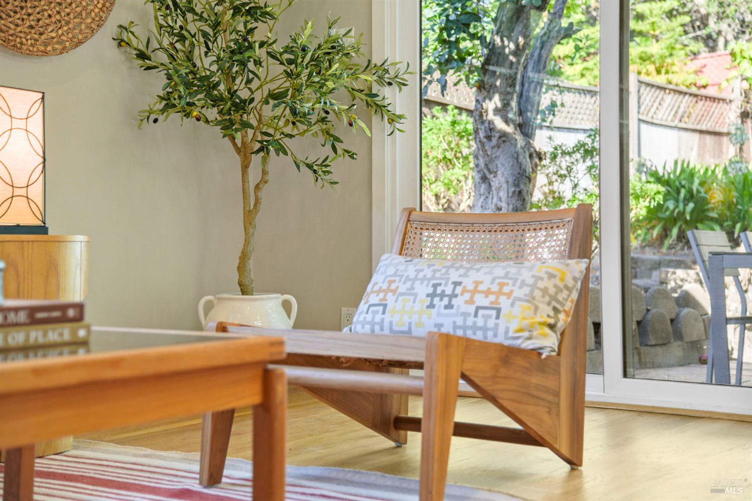 Detail Gallery Image 30 of 88 For 2594 Las Gallinas Ave, San Rafael,  CA 94903 - 3 Beds | 2 Baths