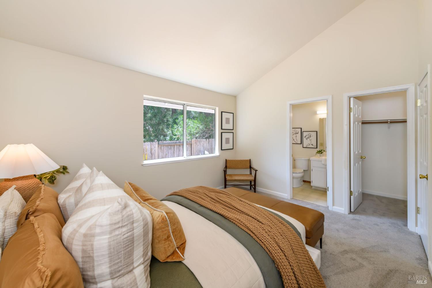 Detail Gallery Image 18 of 29 For 5086 Charmian Dr, Santa Rosa,  CA 95409 - 3 Beds | 2 Baths