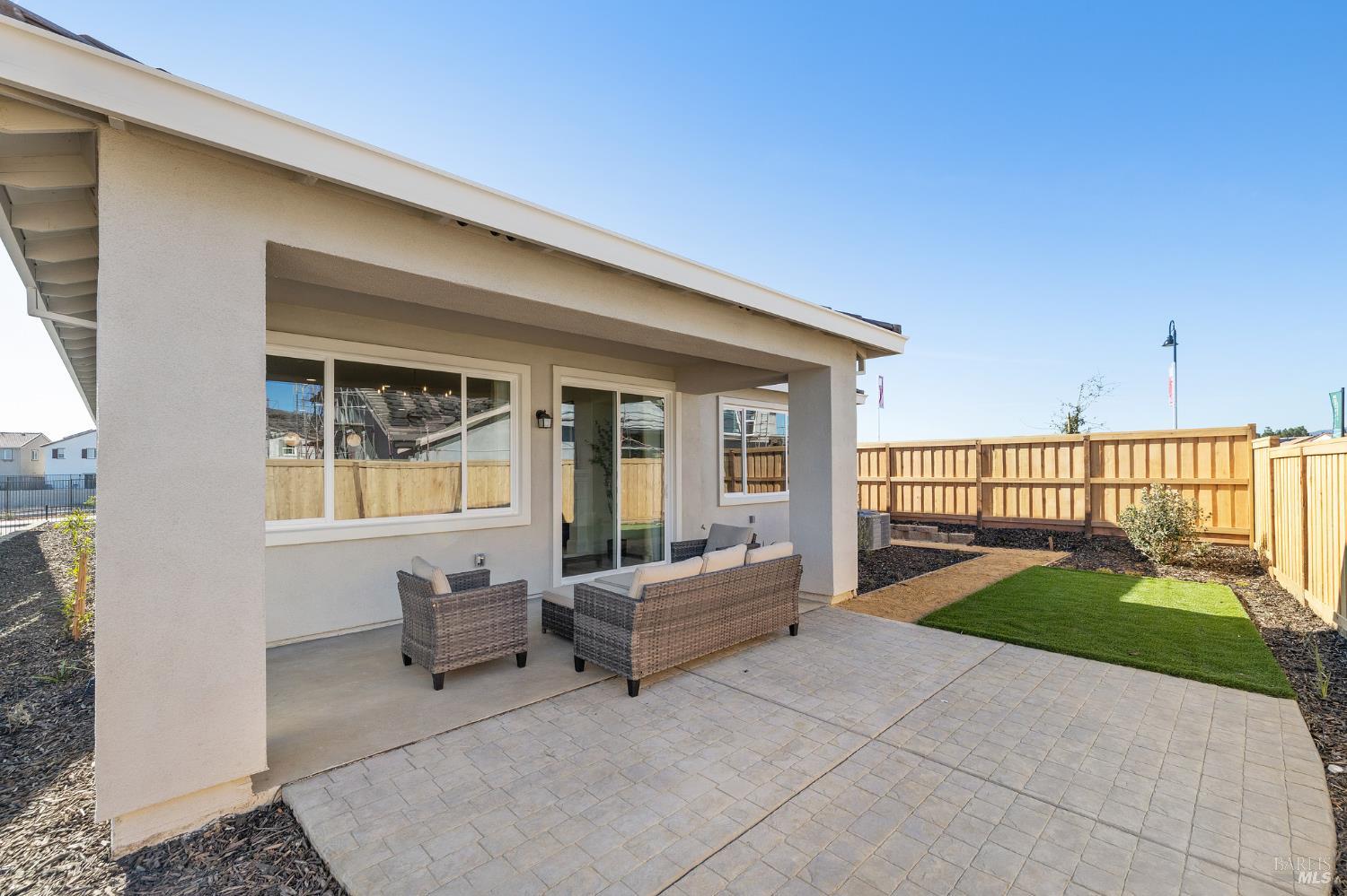 Detail Gallery Image 33 of 34 For 1532 Millennium Way, Fairfield,  CA 94533 - 3 Beds | 2/1 Baths