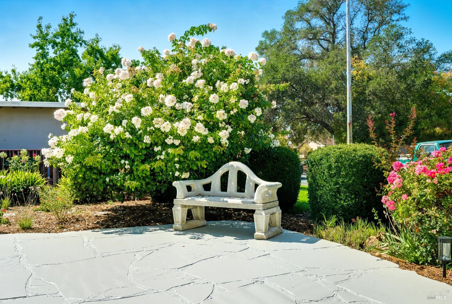 Detail Gallery Image 6 of 47 For 100 Temelec Cir, Sonoma,  CA 95476 - 2 Beds | 2 Baths