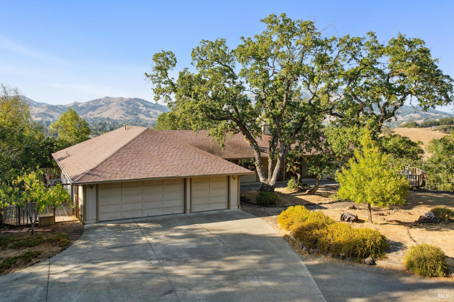 Detail Gallery Image 12 of 63 For 500 Canyon Rd, Novato,  CA 94947 - 4 Beds | 2 Baths