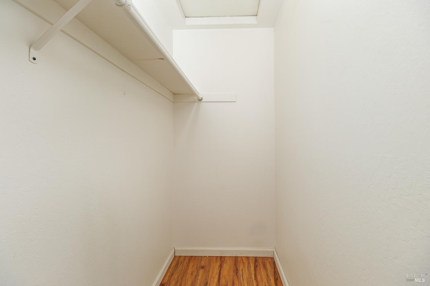 Detail Gallery Image 12 of 23 For 323 Silvio Ln, Novato,  CA 94947 - 2 Beds | 1 Baths