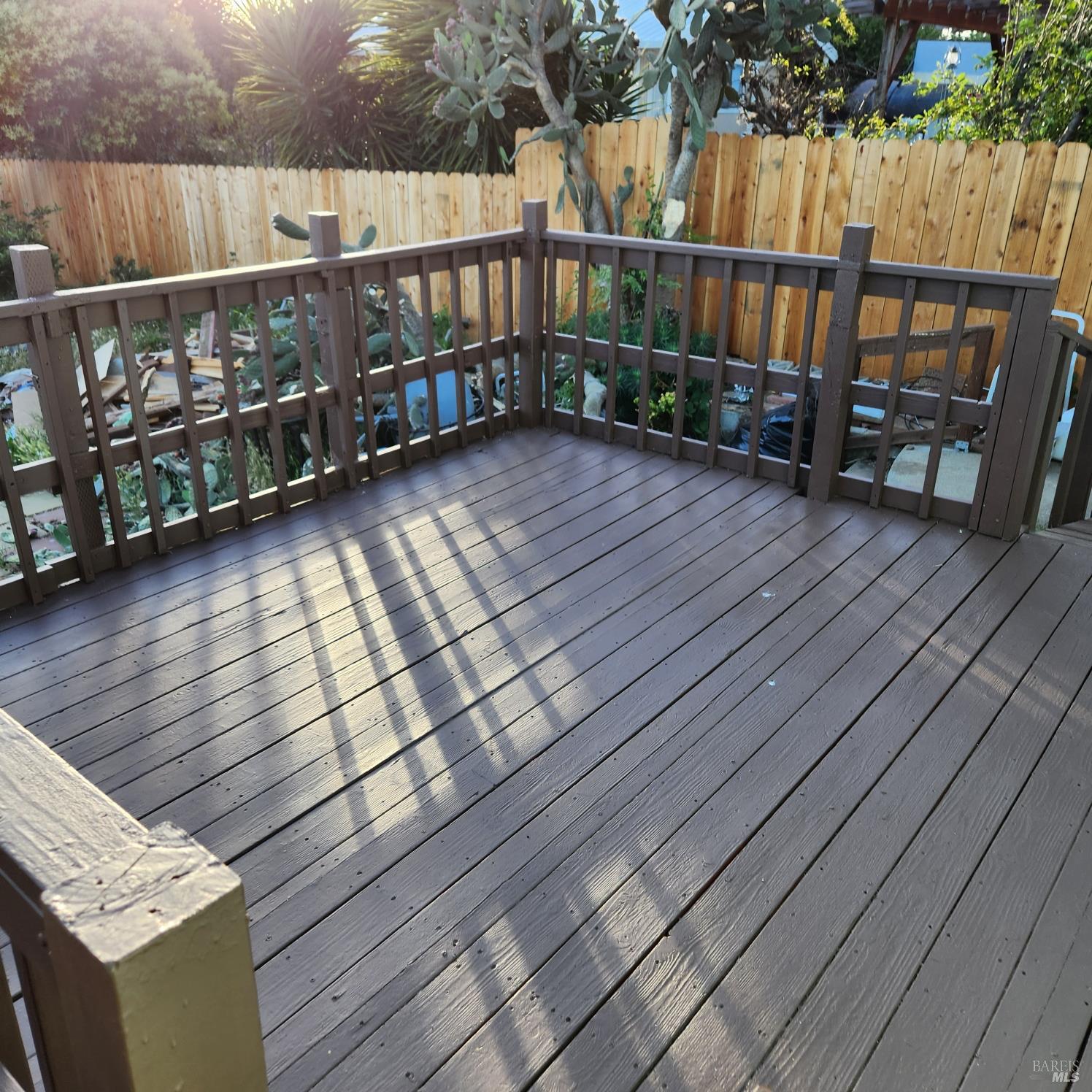 Detail Gallery Image 3 of 6 For 129 Hermosa Ave, Vallejo,  CA 94590 - 2 Beds | 1 Baths