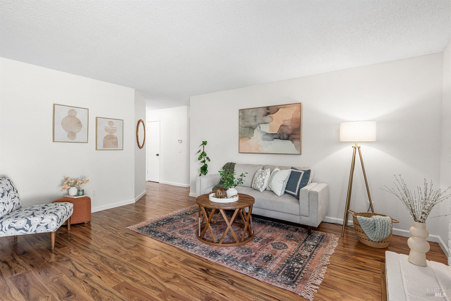 Detail Gallery Image 9 of 33 For 746 Bernadette Ave, Rohnert Park,  CA 94928 - 4 Beds | 2 Baths