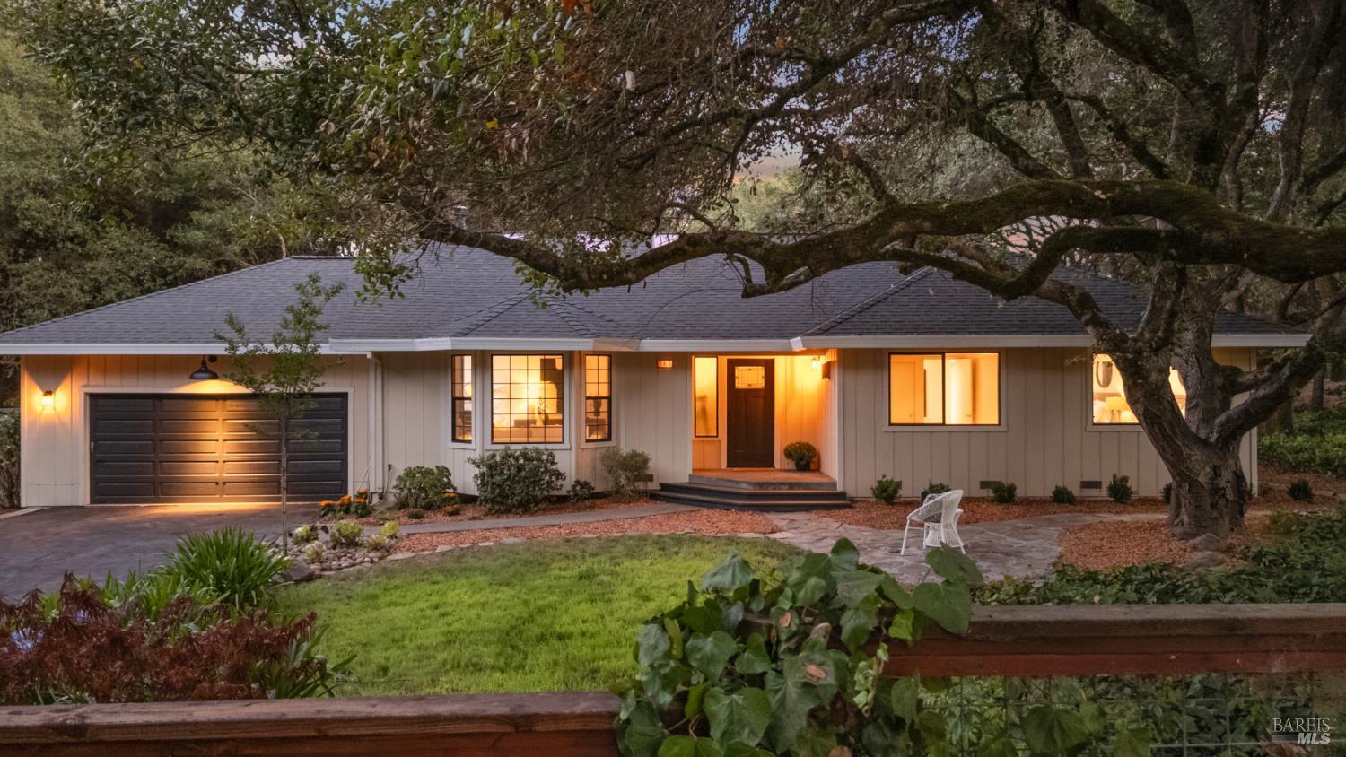 Detail Gallery Image 6 of 59 For 5925 Fredricks Rd, Sebastopol,  CA 95472 - 3 Beds | 2 Baths