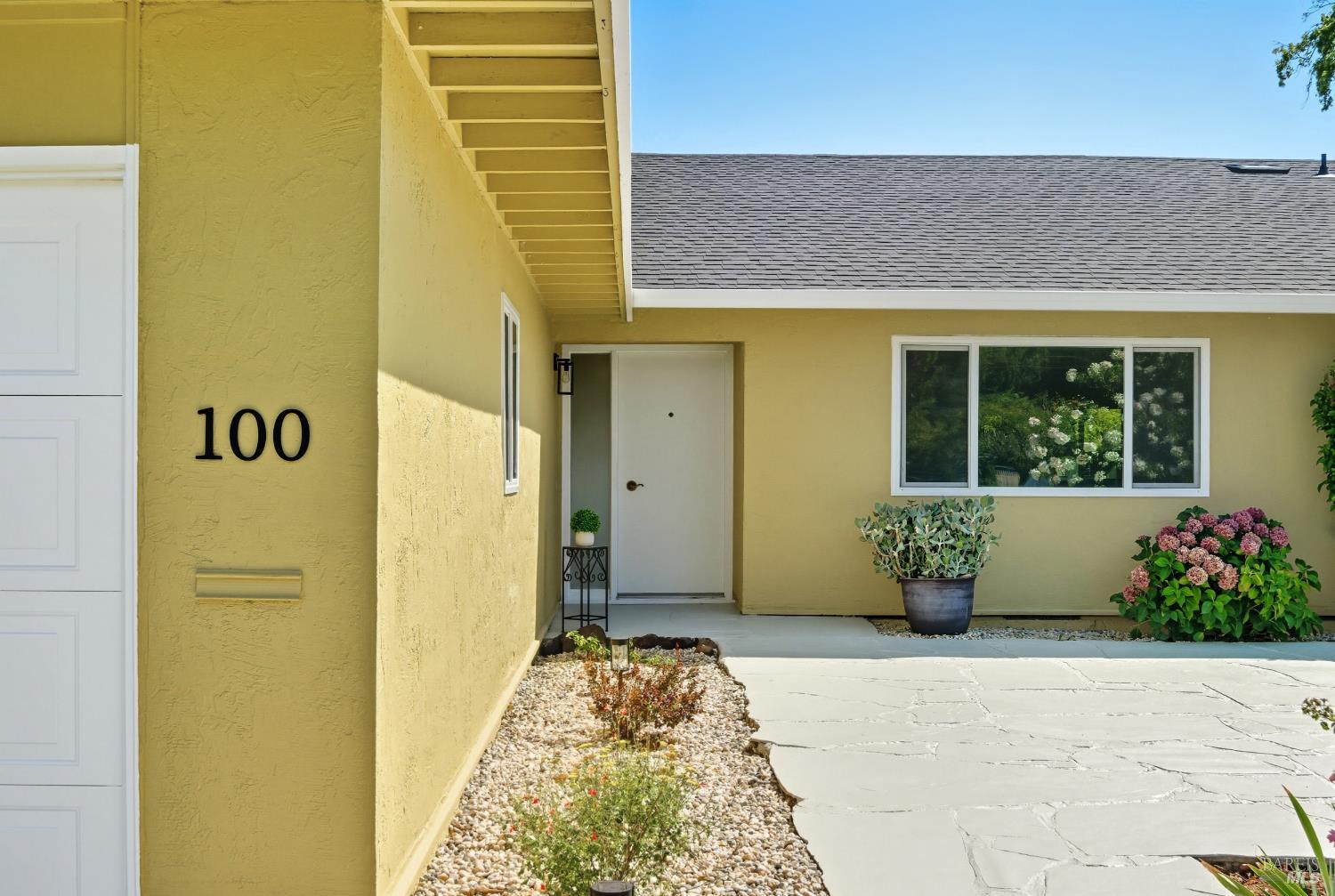 Detail Gallery Image 9 of 47 For 100 Temelec Cir, Sonoma,  CA 95476 - 2 Beds | 2 Baths