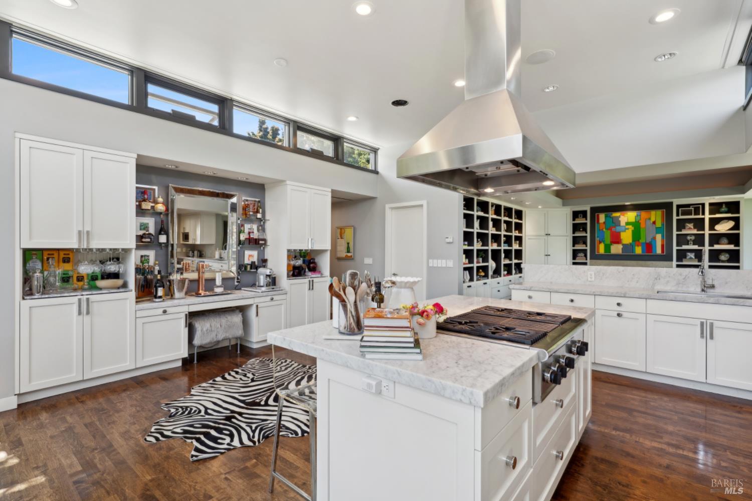Detail Gallery Image 19 of 51 For 40 Norman Way, Belvedere Tiburon,  CA 94920 - 5 Beds | 4 Baths