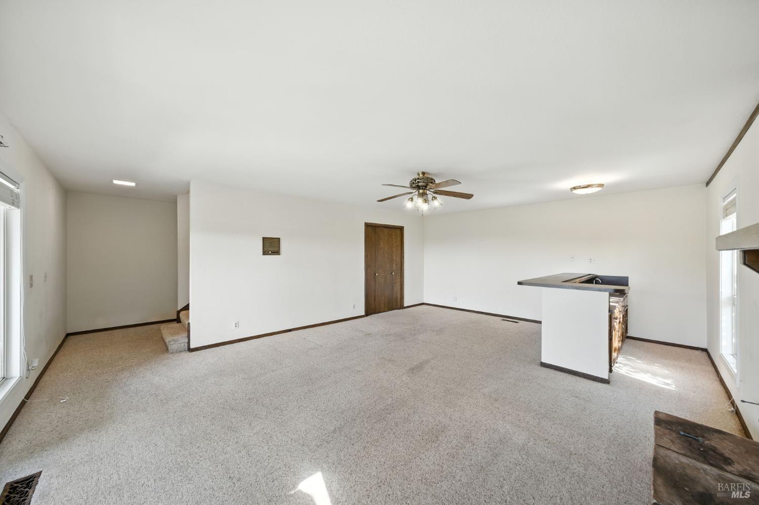 Detail Gallery Image 28 of 55 For 1 Lockton Ln, Novato,  CA 94945 - 4 Beds | 2/1 Baths