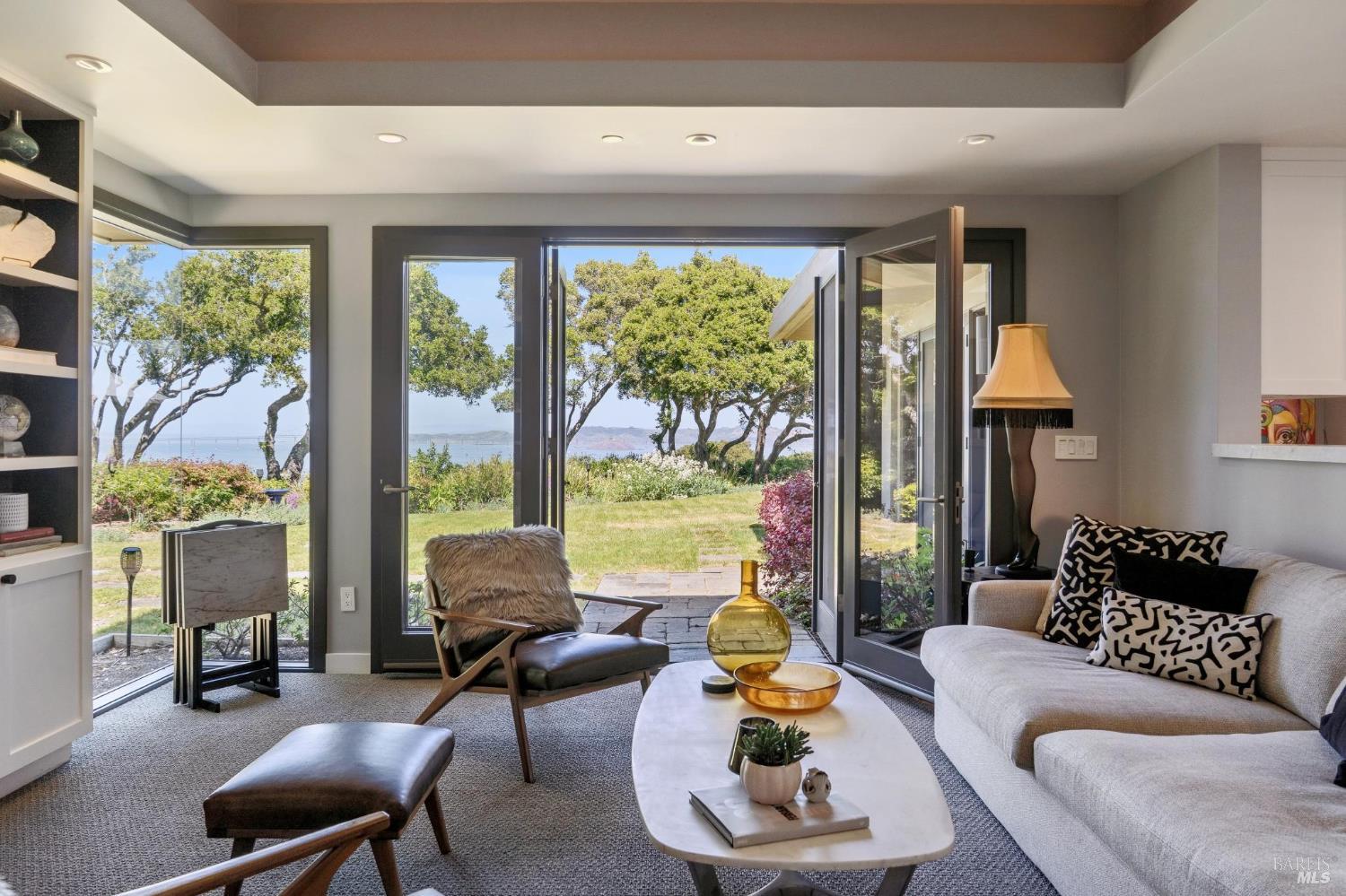Detail Gallery Image 22 of 51 For 40 Norman Way, Belvedere Tiburon,  CA 94920 - 5 Beds | 4 Baths