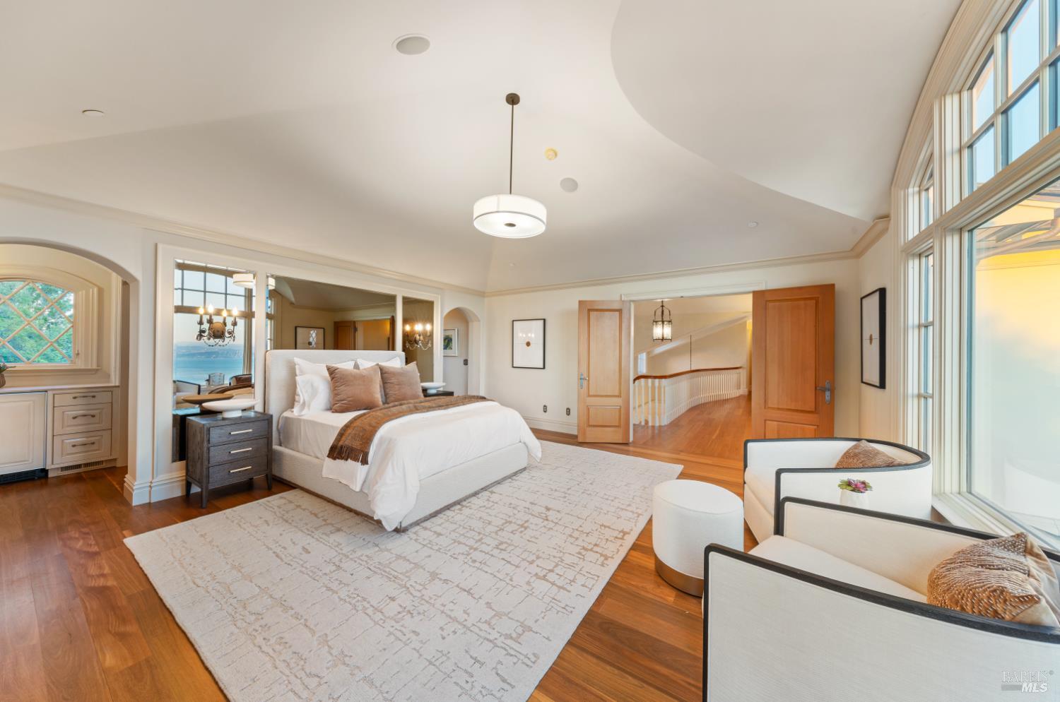 Detail Gallery Image 38 of 64 For 97 Sugarloaf Dr, Tiburon,  CA 94920 - 3 Beds | 3/2 Baths