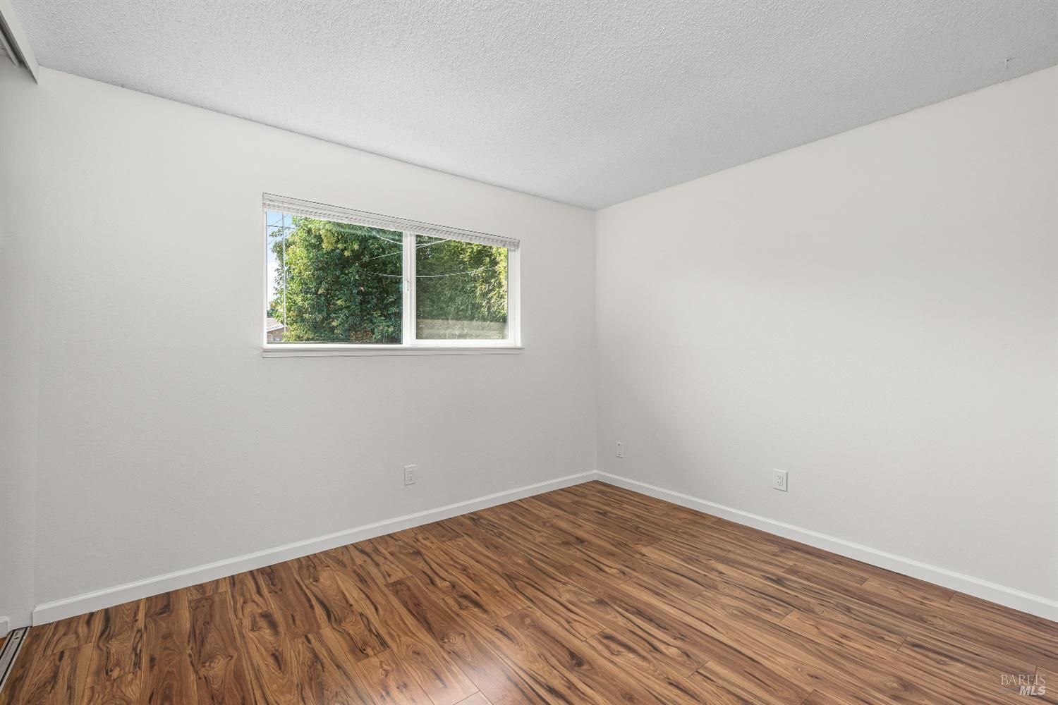 Detail Gallery Image 27 of 33 For 746 Bernadette Ave, Rohnert Park,  CA 94928 - 4 Beds | 2 Baths