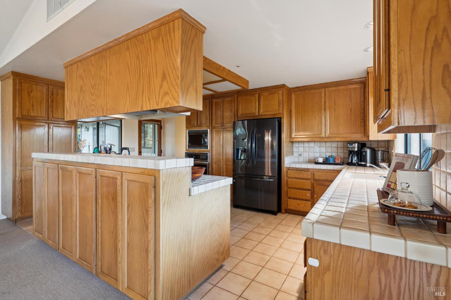 Detail Gallery Image 30 of 63 For 500 Canyon Rd, Novato,  CA 94947 - 4 Beds | 2 Baths
