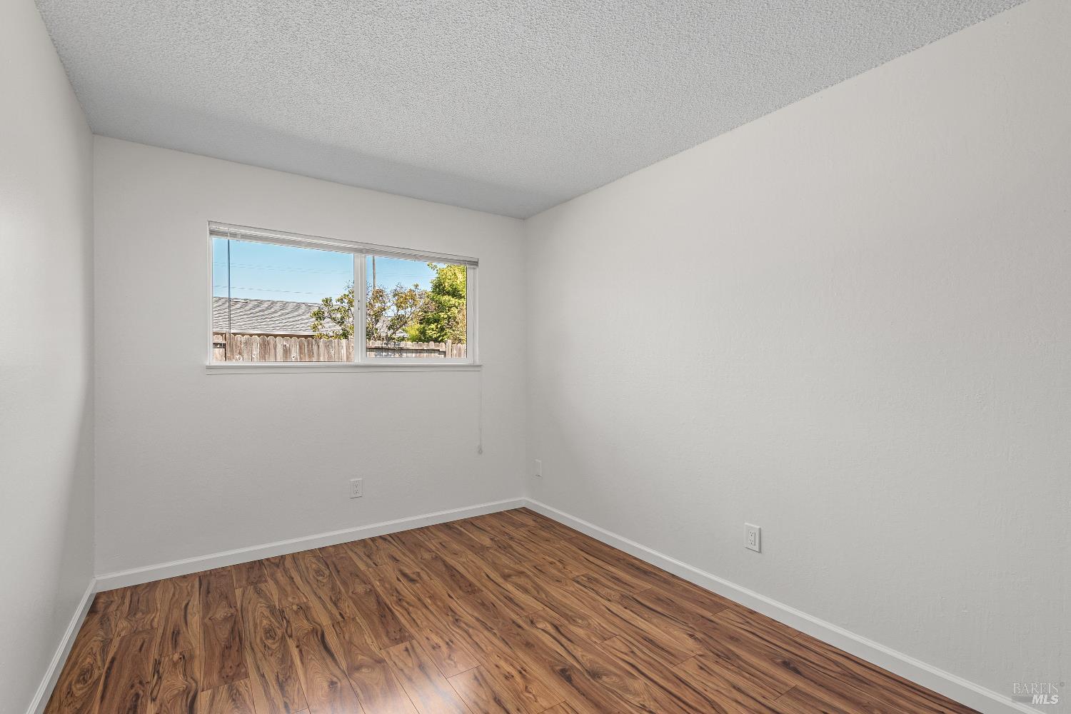 Detail Gallery Image 23 of 33 For 746 Bernadette Ave, Rohnert Park,  CA 94928 - 4 Beds | 2 Baths