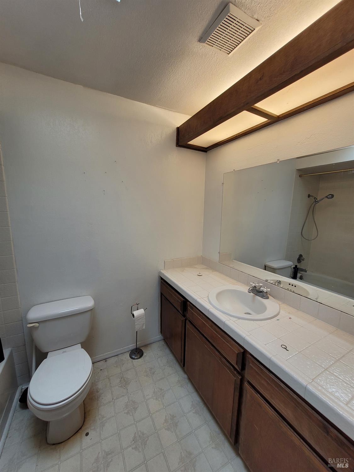 Detail Gallery Image 20 of 33 For 1310 Hawthorne Ct, Dixon,  CA 95620 - 3 Beds | 2 Baths