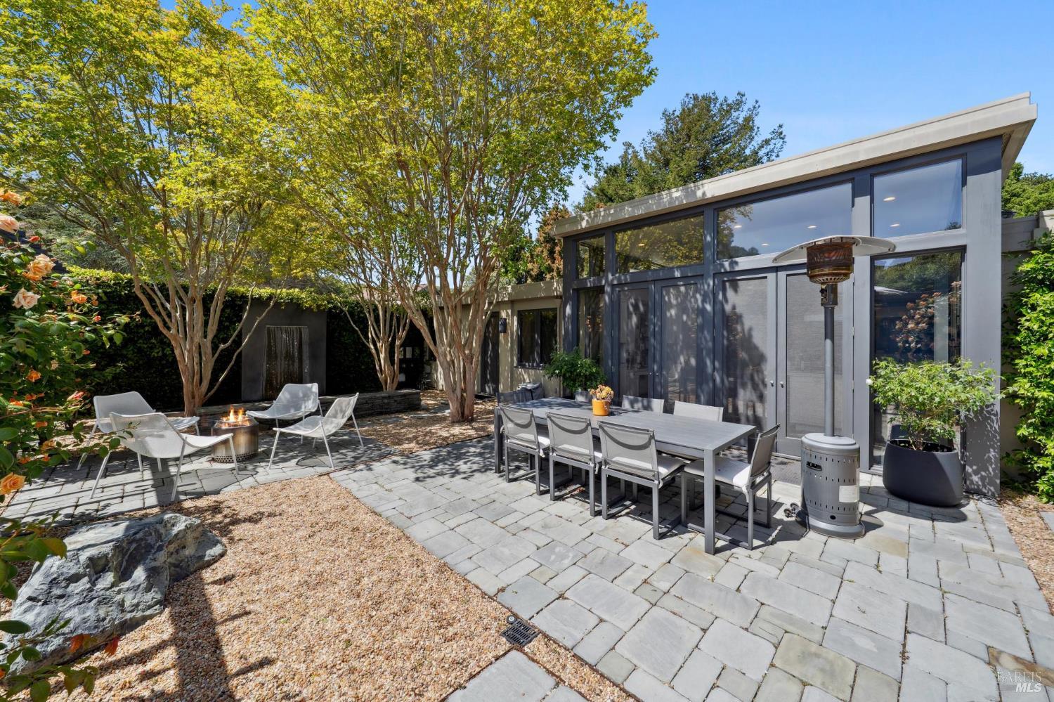 Detail Gallery Image 7 of 51 For 40 Norman Way, Belvedere Tiburon,  CA 94920 - 5 Beds | 4 Baths
