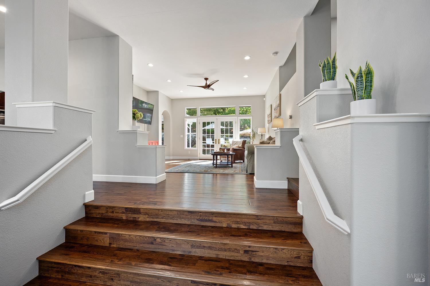 Detail Gallery Image 5 of 60 For 3991 Haven Ct, Sebastopol,  CA 95472 - 4 Beds | 2/1 Baths