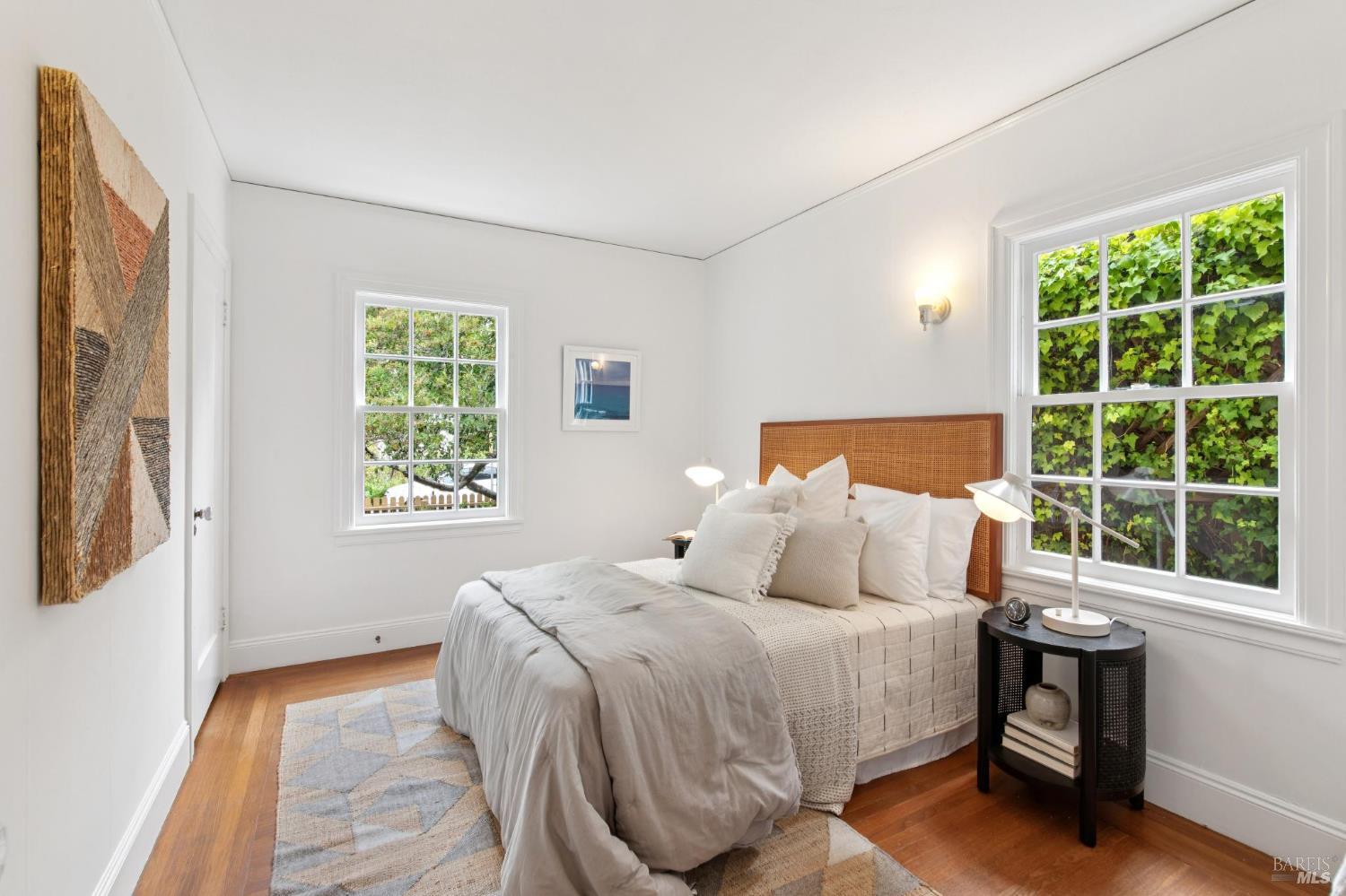 Detail Gallery Image 13 of 46 For 154 Elm Ave, Mill Valley,  CA 94941 - 2 Beds | 2 Baths