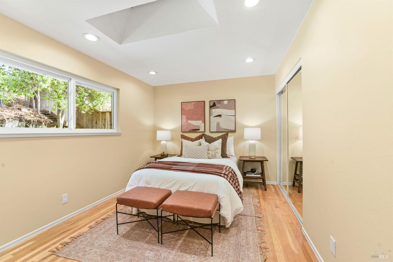 Detail Gallery Image 44 of 88 For 2594 Las Gallinas Ave, San Rafael,  CA 94903 - 3 Beds | 2 Baths