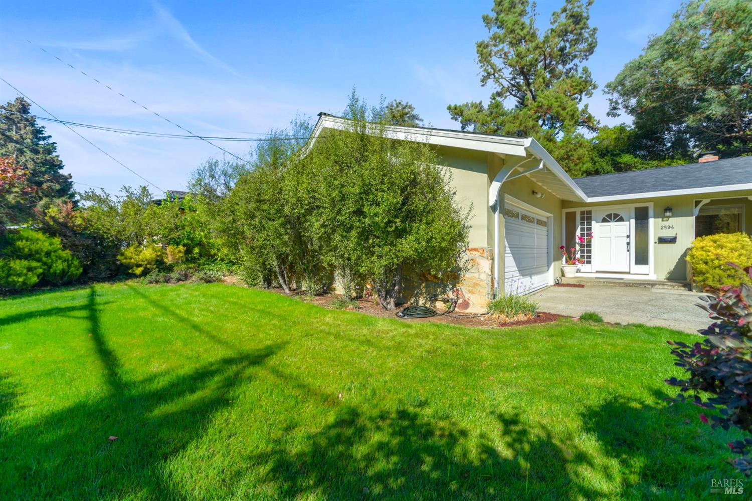 Detail Gallery Image 62 of 88 For 2594 Las Gallinas Ave, San Rafael,  CA 94903 - 3 Beds | 2 Baths