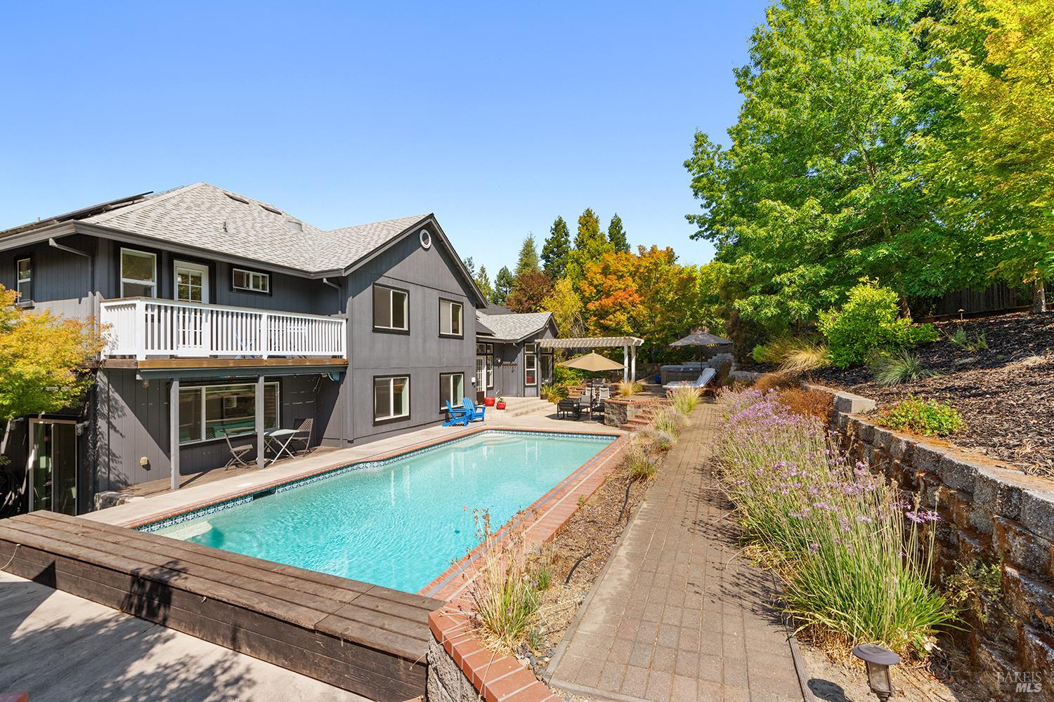 Detail Gallery Image 45 of 60 For 3991 Haven Ct, Sebastopol,  CA 95472 - 4 Beds | 2/1 Baths
