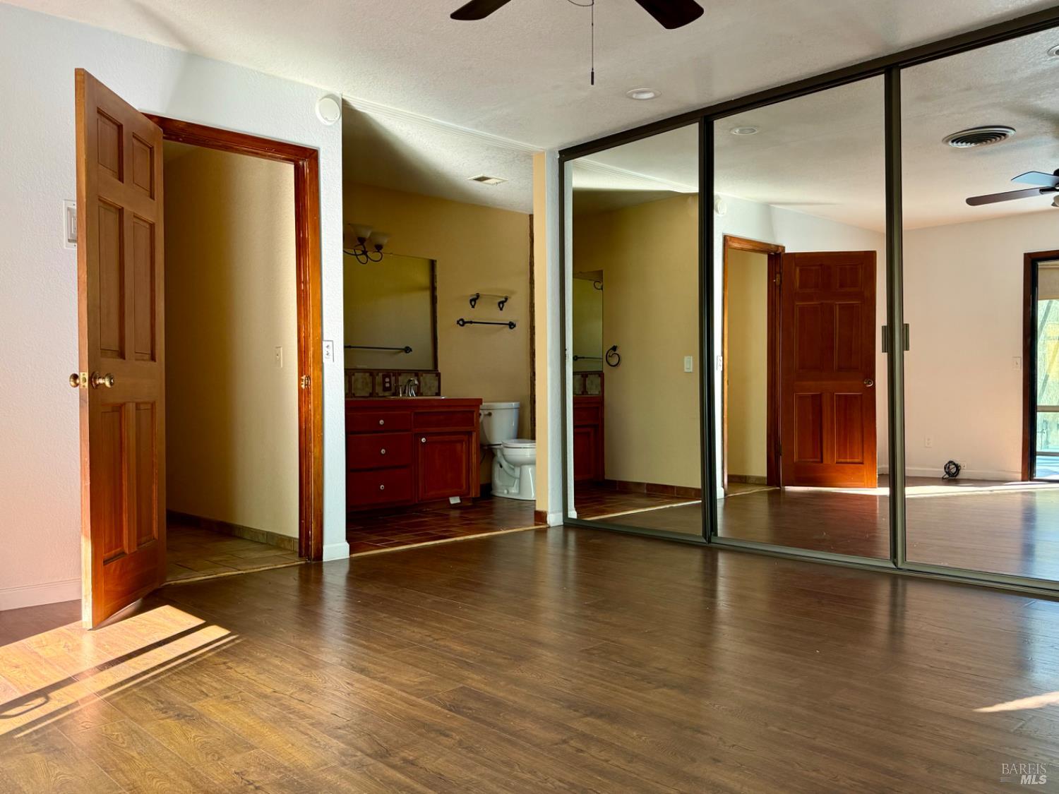 Detail Gallery Image 12 of 31 For 1461 Meadow Dr, Ukiah,  CA 95482 - 3 Beds | 1/1 Baths