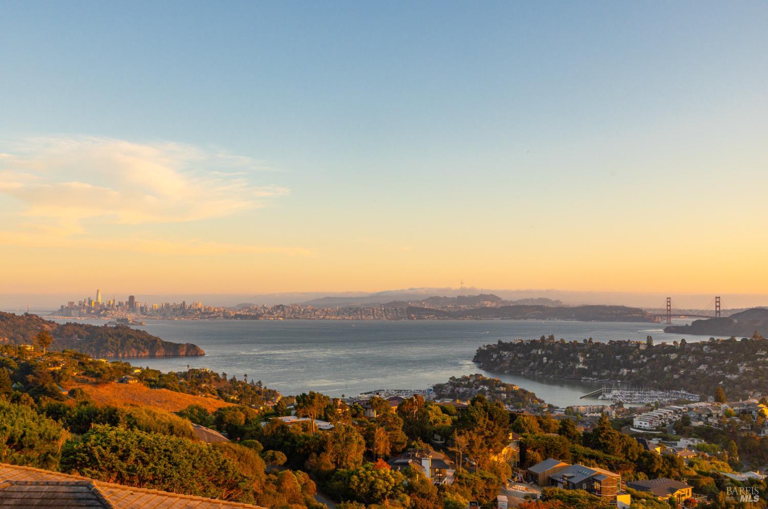 Detail Gallery Image 56 of 64 For 97 Sugarloaf Dr, Tiburon,  CA 94920 - 3 Beds | 3/2 Baths