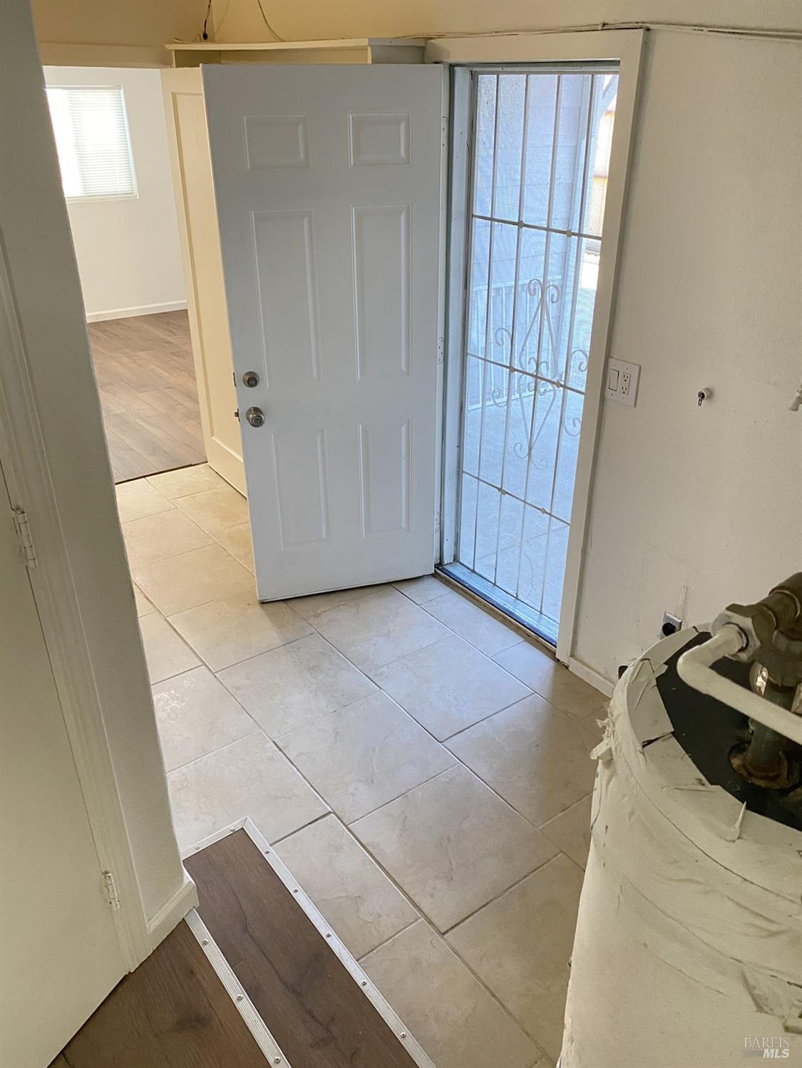 Detail Gallery Image 28 of 33 For 1047 Ohio St, Fairfield,  CA 94533 - 3 Beds | 2 Baths