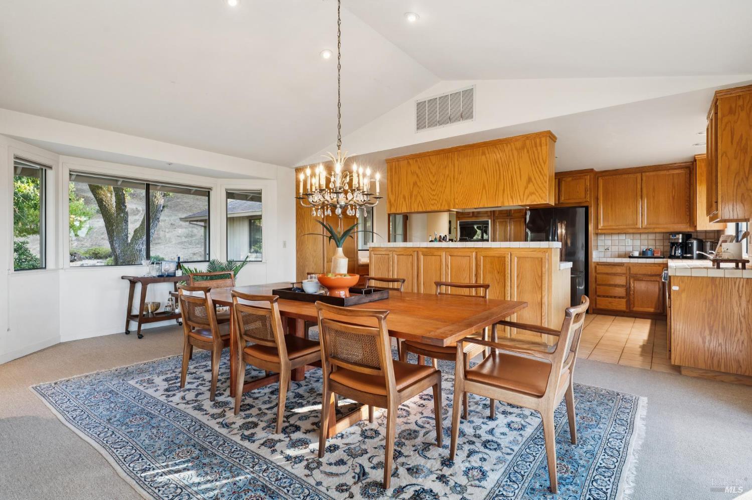 Detail Gallery Image 26 of 63 For 500 Canyon Rd, Novato,  CA 94947 - 4 Beds | 2 Baths