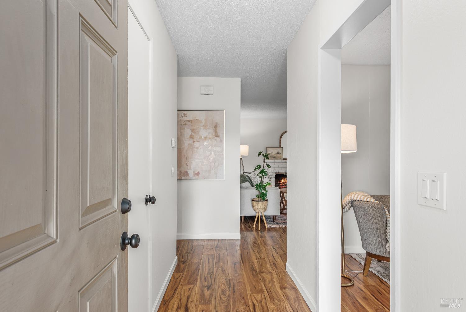 Detail Gallery Image 7 of 33 For 746 Bernadette Ave, Rohnert Park,  CA 94928 - 4 Beds | 2 Baths