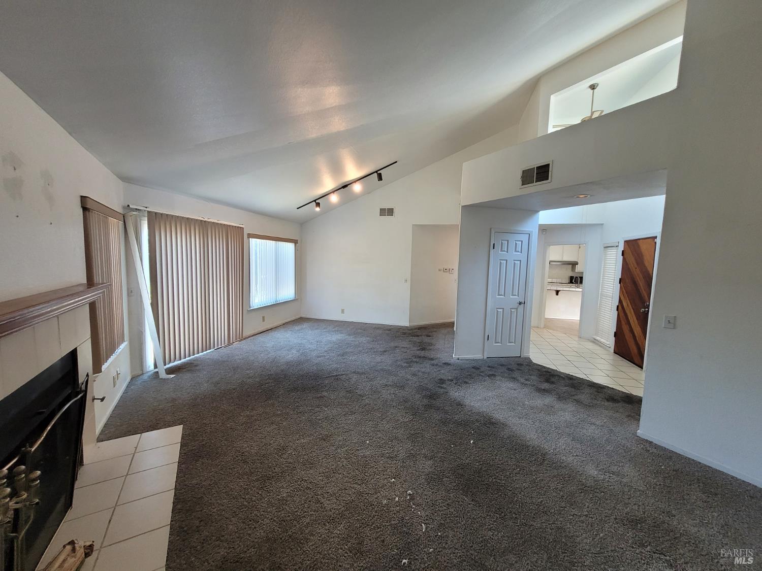 Detail Gallery Image 16 of 33 For 1310 Hawthorne Ct, Dixon,  CA 95620 - 3 Beds | 2 Baths