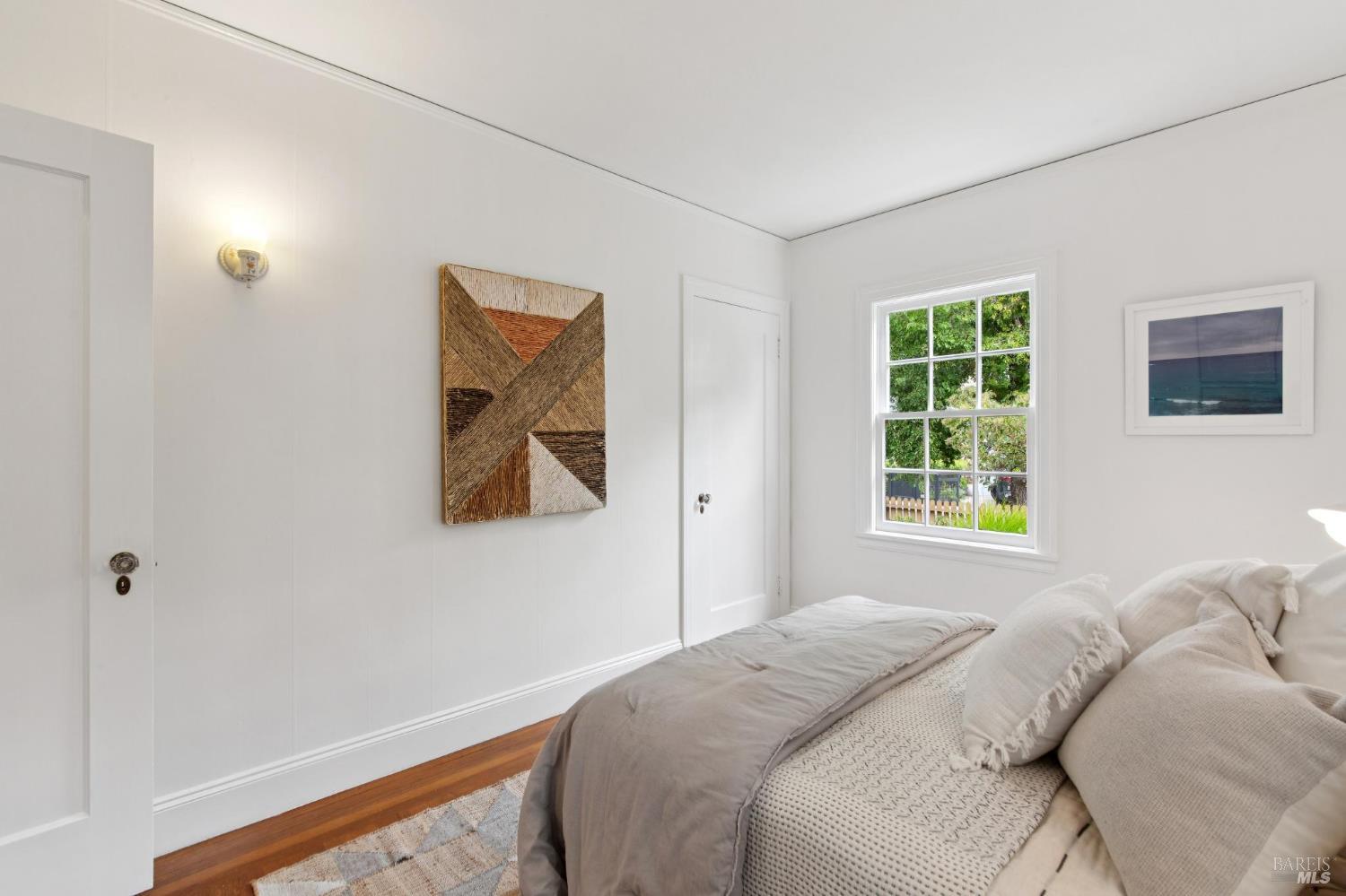 Detail Gallery Image 15 of 46 For 154 Elm Ave, Mill Valley,  CA 94941 - 2 Beds | 2 Baths
