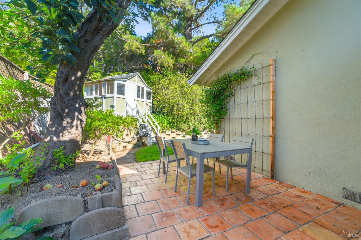Detail Gallery Image 32 of 88 For 2594 Las Gallinas Ave, San Rafael,  CA 94903 - 3 Beds | 2 Baths