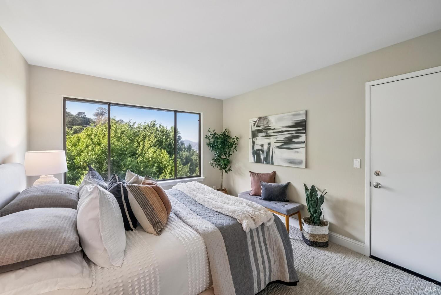 Detail Gallery Image 44 of 51 For 184 Santa Rosa Ave, Sausalito,  CA 94965 - 3 Beds | 2/1 Baths